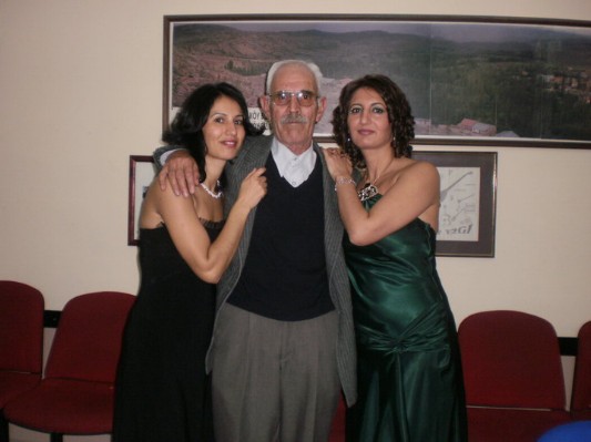 Nihal_Vaylog_Yasemin Akıncı.jpg